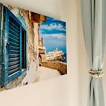 Mimi Maison Bari