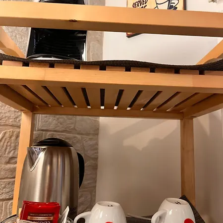 Mimi Maison Bari